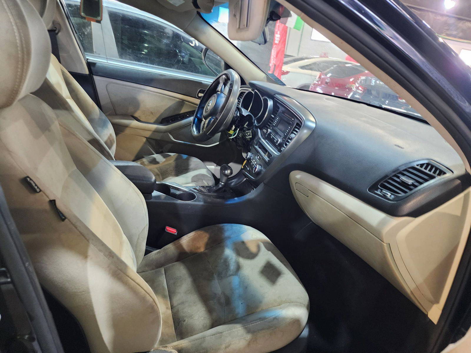 2014 KIA OPTIMA — 89884 Miles — Lot 40229 — Al Quoz - Marhaba Auctions Used Cars - Image 9