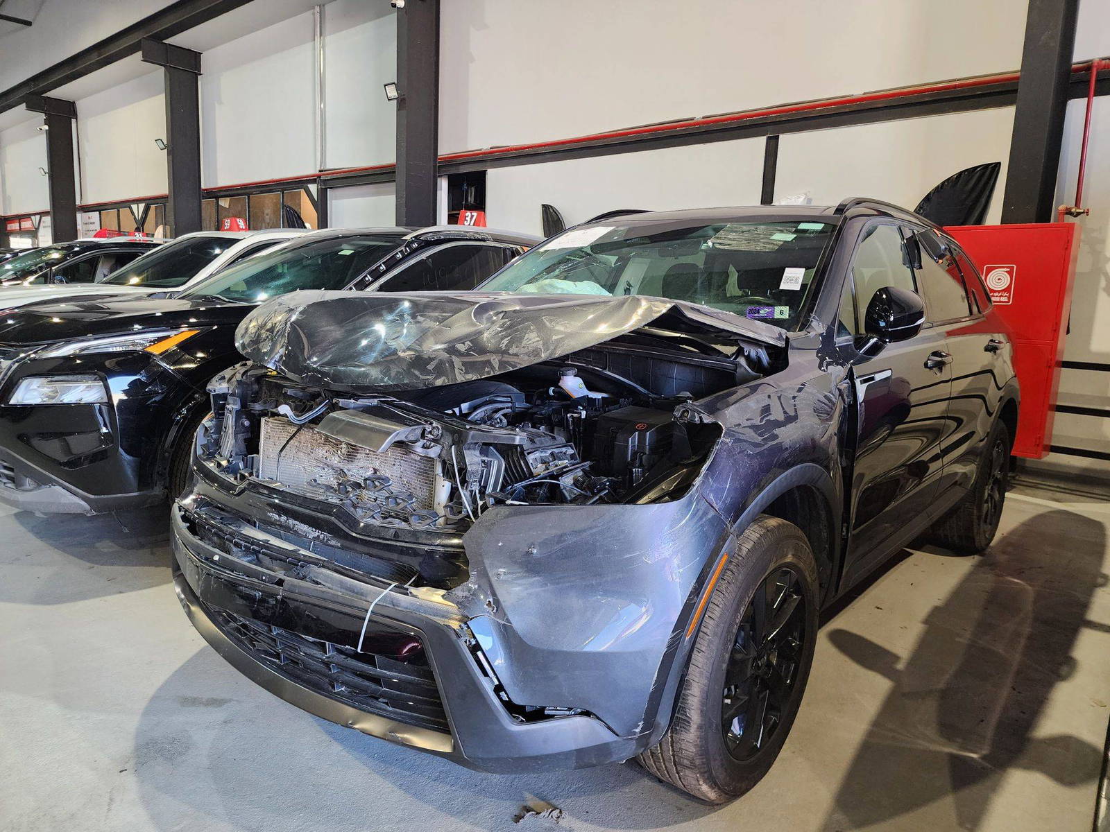 2021 KIA SORENTO — 32901 Miles — Lot 31594 — Al Quoz - Marhaba Auctions Used Cars - Image 4