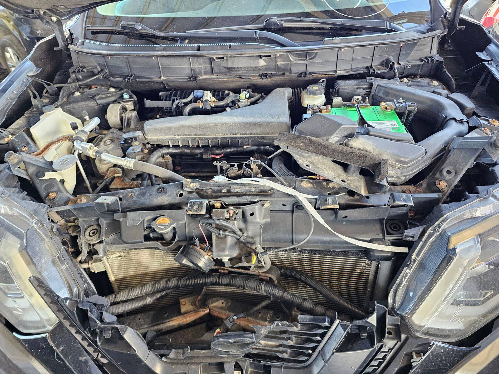 NISSAN ROGUE 2017 - Marhaba Auction Used Cars - Image 11