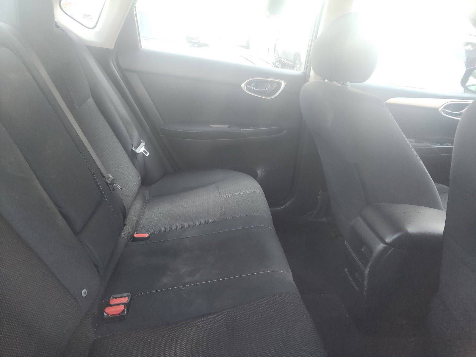 2015 NISSAN SENTRA — 204810 Miles — Lot 69640533 - Marhaba Auctions Used Cars - Image 9