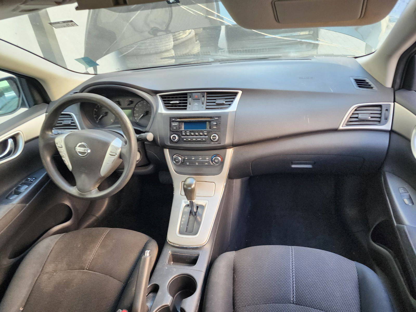 2015 NISSAN SENTRA — 171044 Miles — Lot 64001124 — Al Quoz - Marhaba Auctions Used Cars - Image 8
