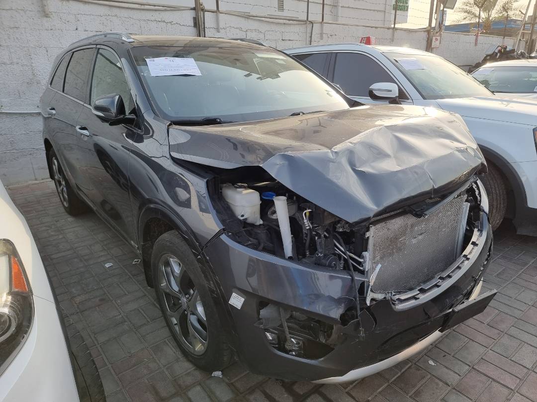 2017 KIA SORENTO — 206811 KM — Lot 47976265 — Souq - Marhaba Auctions Used Cars - Image 5