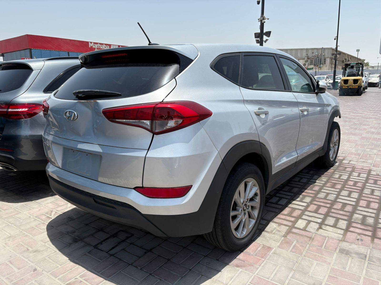 2017 HYUNDAI TUCSON — 90801 Miles — Lot 215487 — Ind. 12 - Marhaba Auctions Used Cars - Image 5