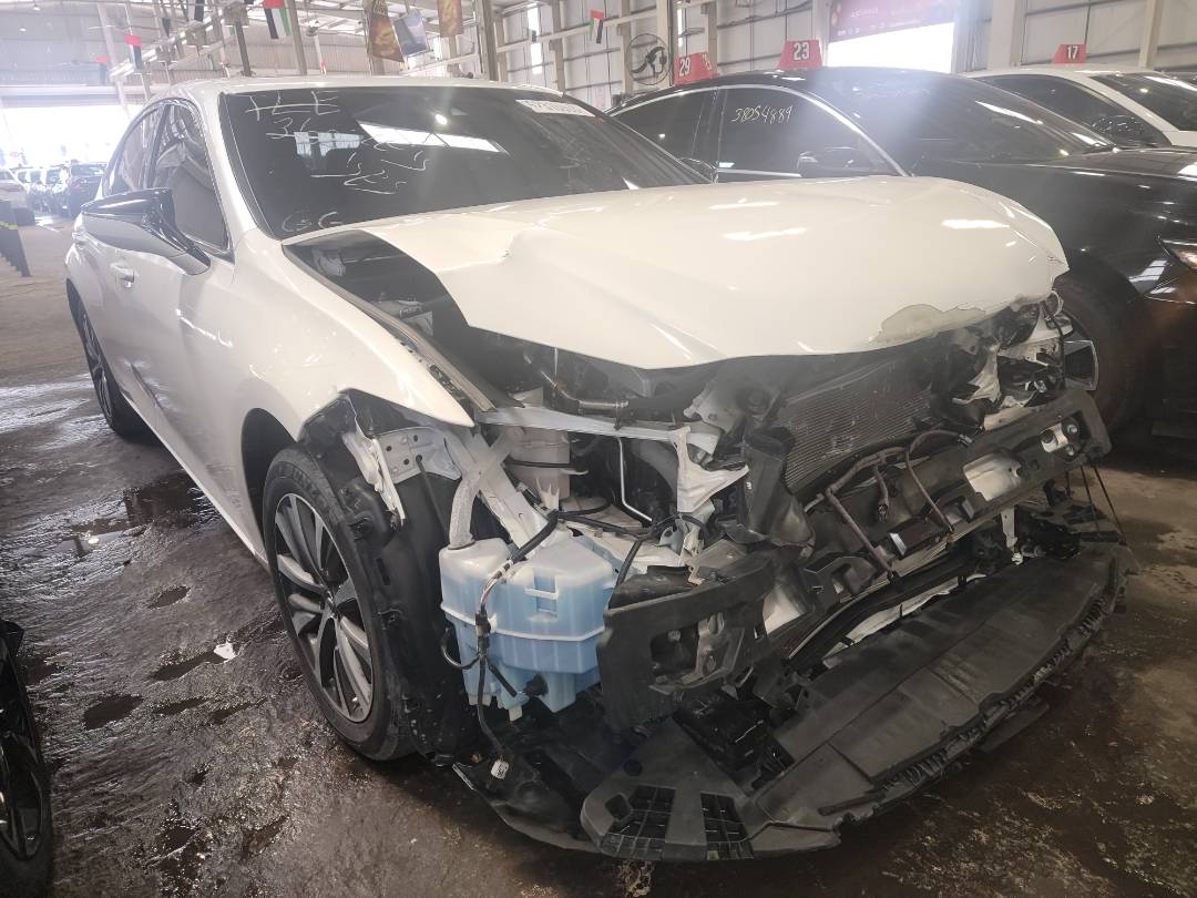 2019 LEXUS ES 350 — 82220 Miles — Lot U032539 - Marhaba Auctions Used Cars - Image 6