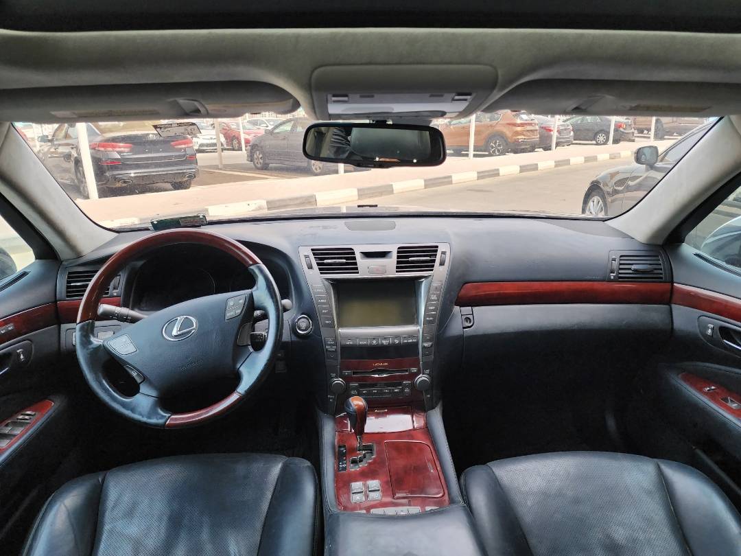 2007 LEXUS LS 460 — 217139 KM — Lot 45140 — Main - Marhaba Auctions Used Cars - Image 8