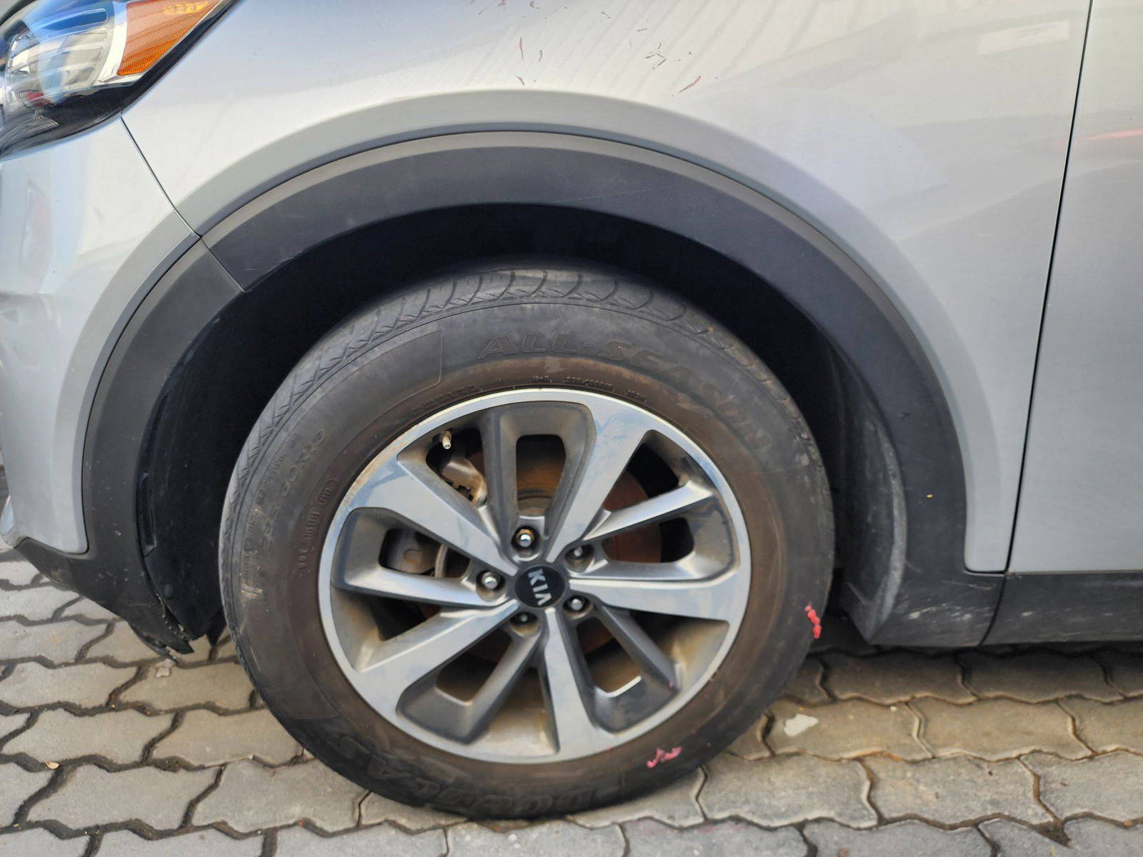 KIA SORENTO 2019 - Marhaba Auction Used Cars - Image 9