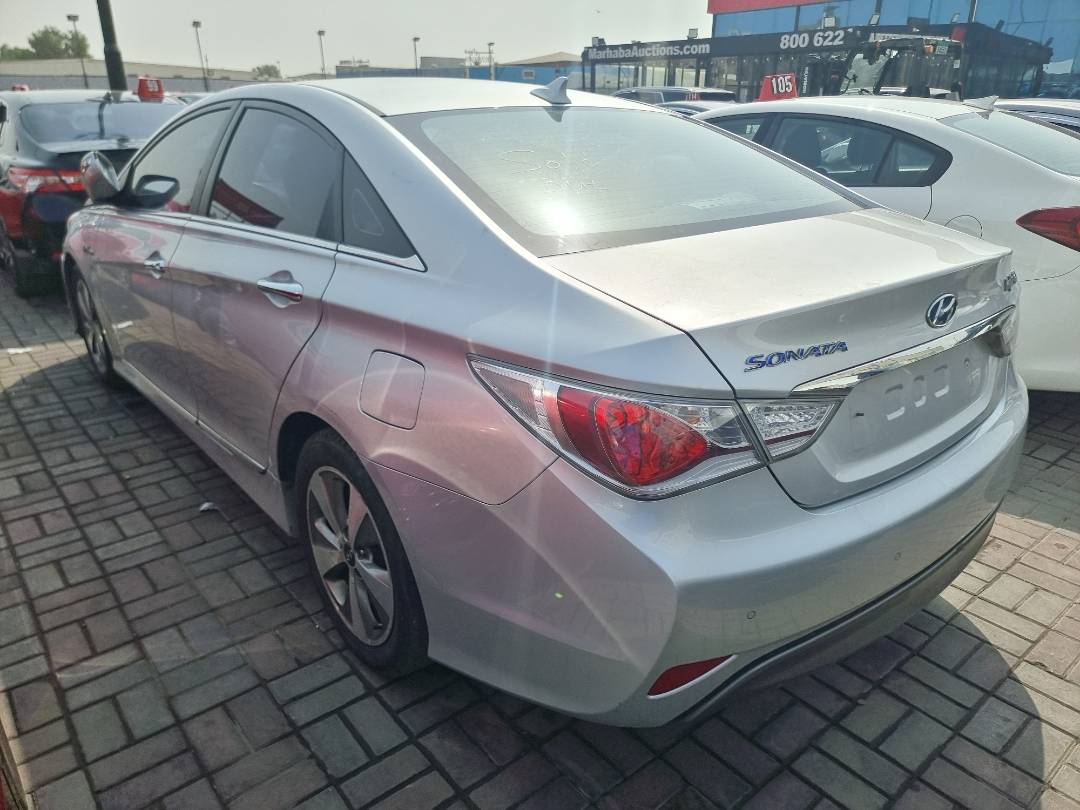 HYUNDAI SONATA 2012 - Marhaba Auction Used Cars - Image 4