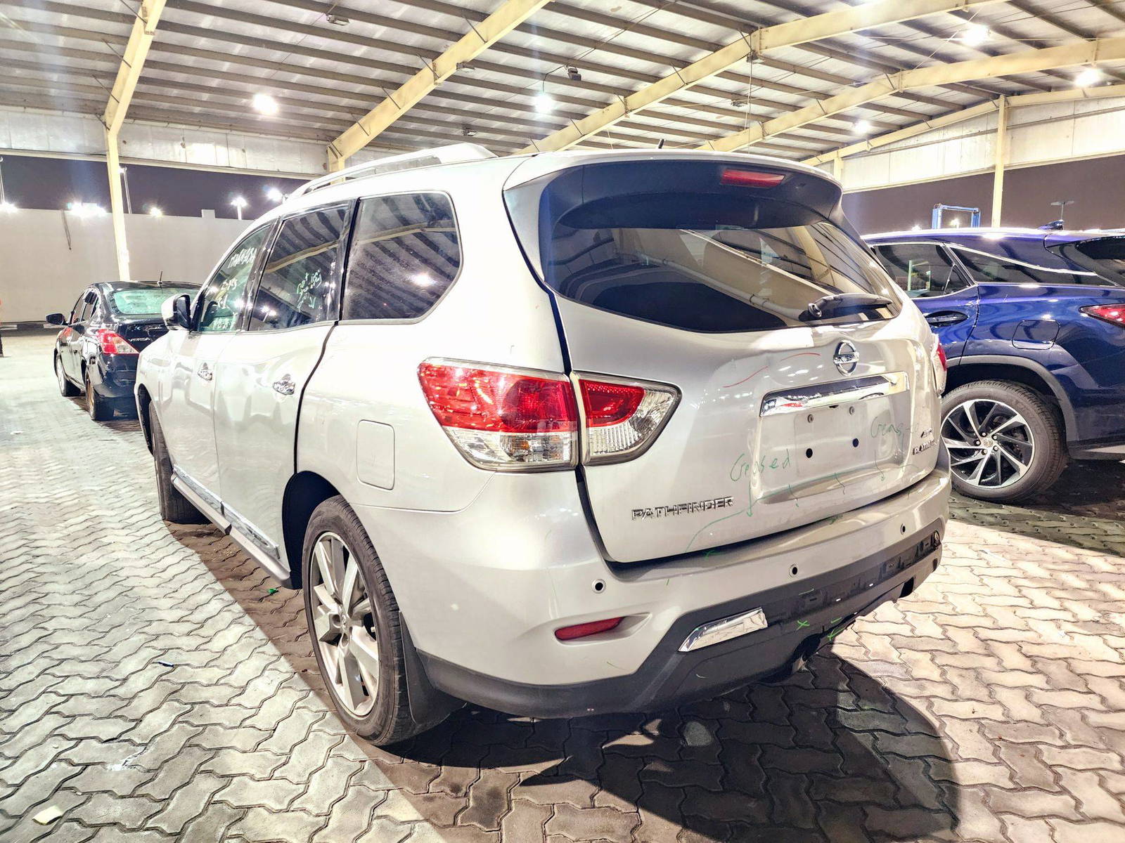 2013 NISSAN PATHFINDER — 156329 Miles — Lot 75000614 — Souq - Marhaba Auctions Used Cars - Image 5