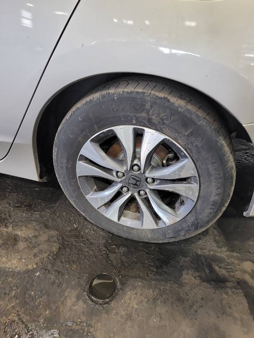 2013 HONDA ACCORD — 184236 Miles — Lot 78950604 — Main - Marhaba Auctions Used Cars - Image 9