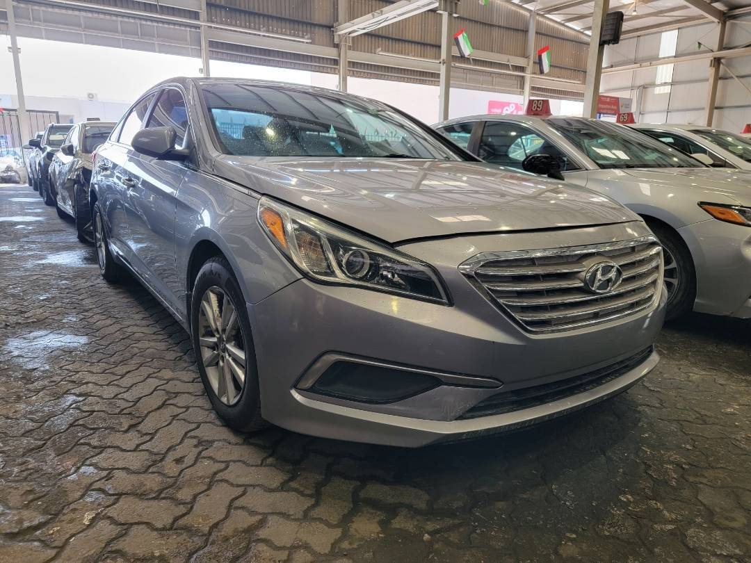 2017 HYUNDAI SONATA — 107492 Miles — Lot 2HH593837 — Main - Marhaba Auctions Used Cars - Image 4