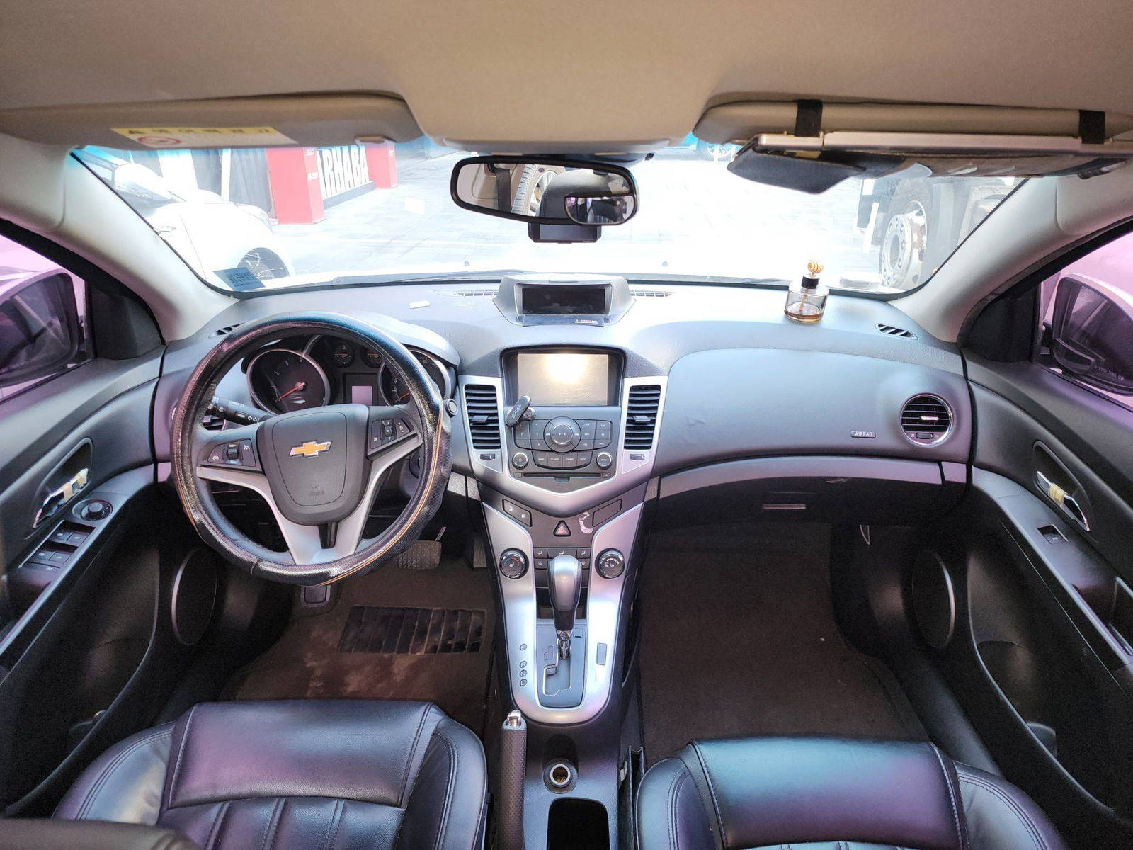 2011 CHEVROLET CRUIZE — 158574 KM — Lot 119889 — Ind. 12 - Marhaba Auctions Used Cars - Image 8