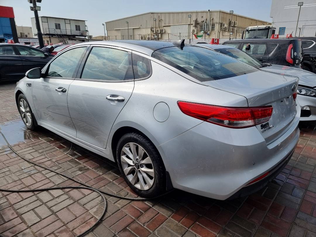 2018 KIA OPTIMA — 123038 Miles — Lot 215487 — Ind. 12 - Marhaba Auctions Used Cars - Image 5