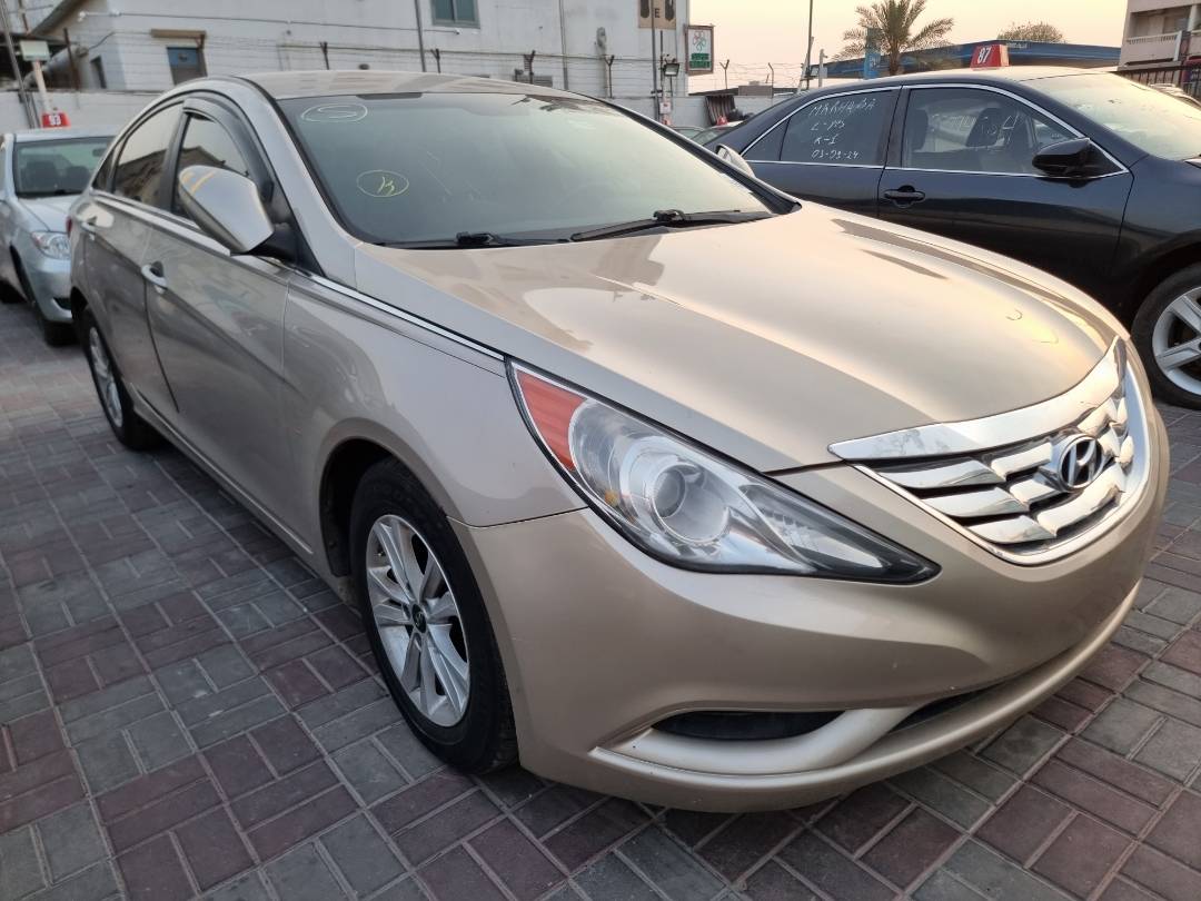 2011 HYUNDAI SONATA — 220064 Miles — Lot H269704 — Ind. 12 - Marhaba Auctions Used Cars - Image 5