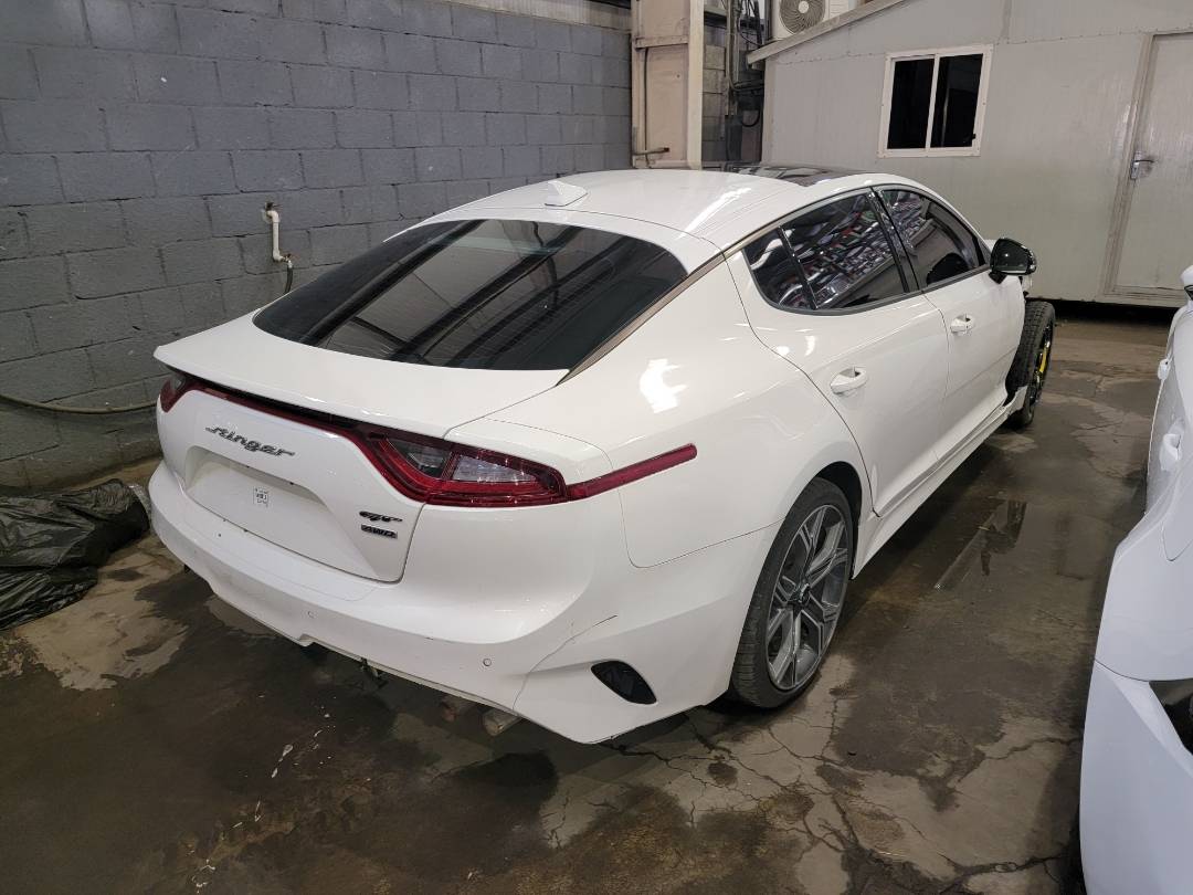 2021 KIA STINGER — 25347 Miles — Lot 6090251 — Main - Marhaba Auctions Used Cars - Image 4