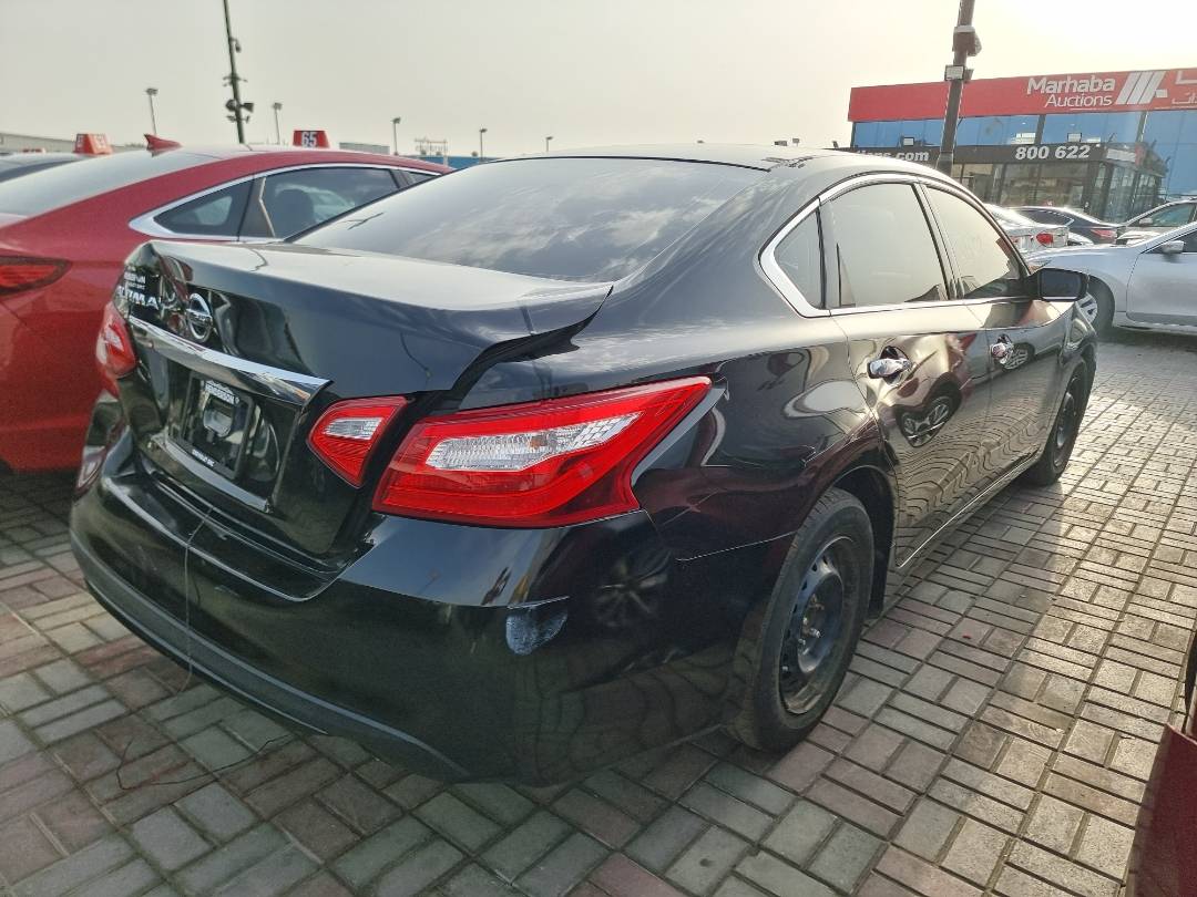 2017 NISSAN ALTIMA — 173162 Miles — Lot 40217705 — Souq - Marhaba Auctions Used Cars - Image 5