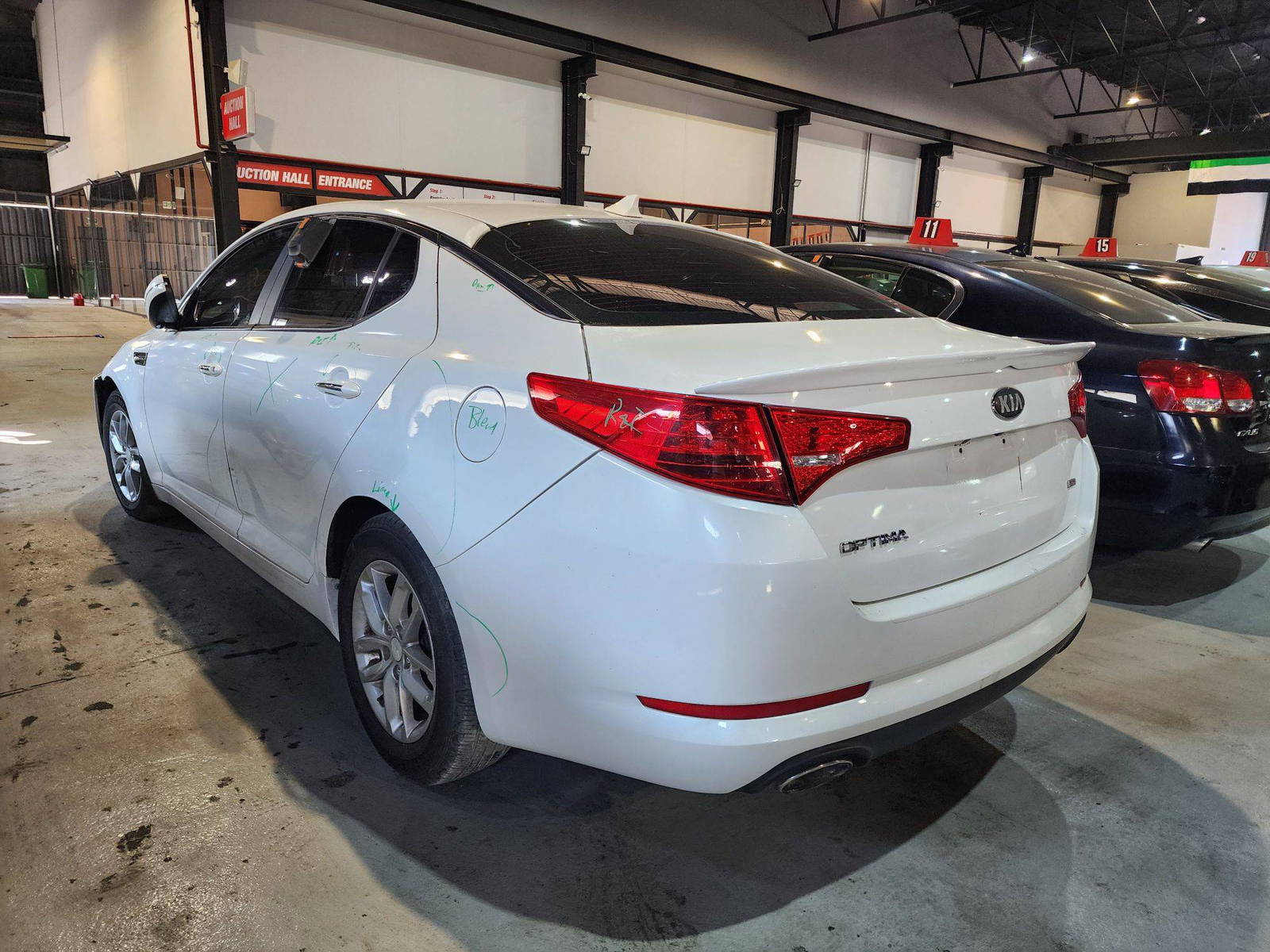 2013 KIA OPTIMA — 198399 Miles — Lot 70632954 — Souq - Marhaba Auctions Used Cars - Image 4