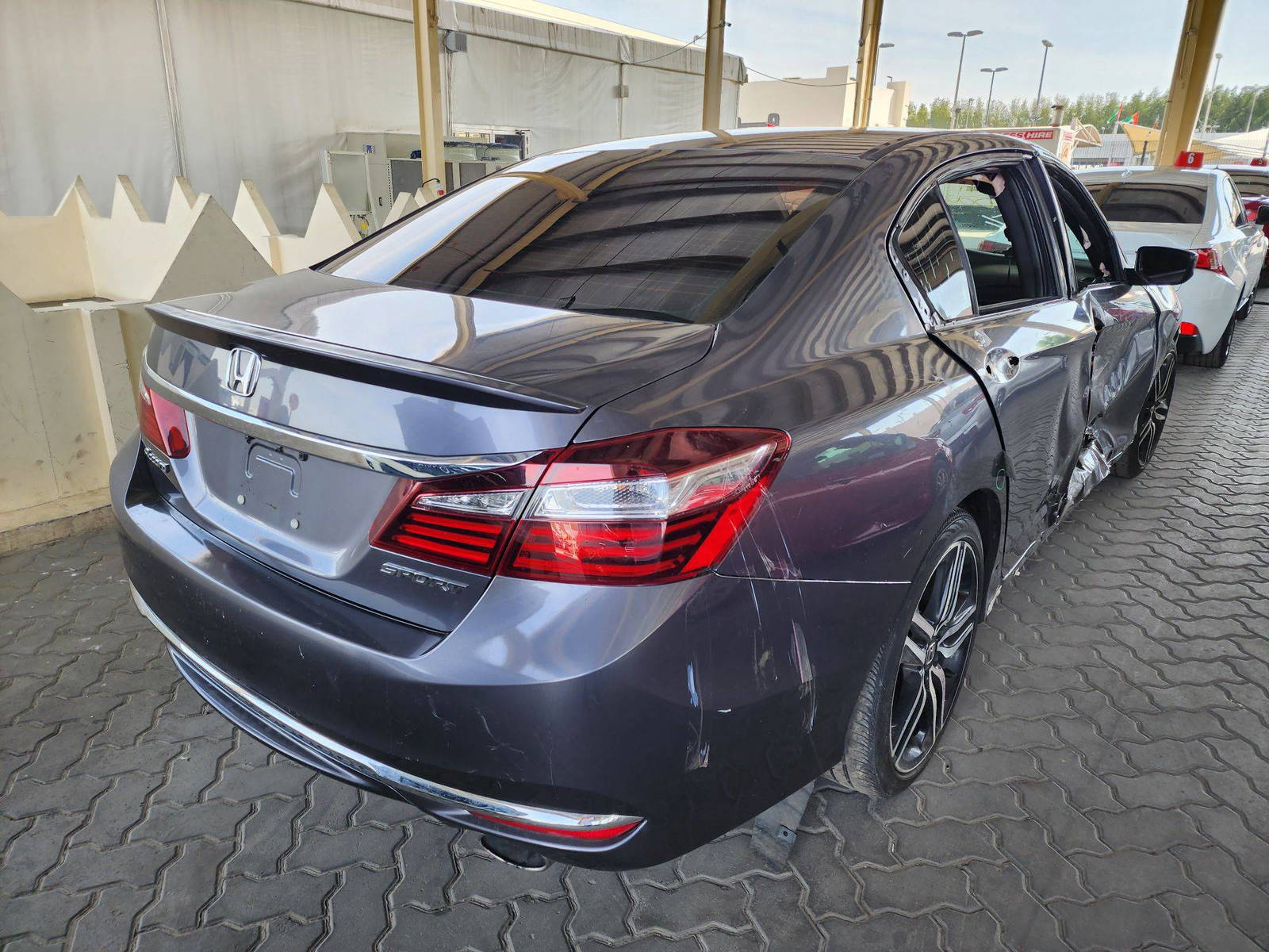 2017 HONDA ACCORD — 95722 Miles — Lot 67501603 - Marhaba Auctions Used Cars - Image 3