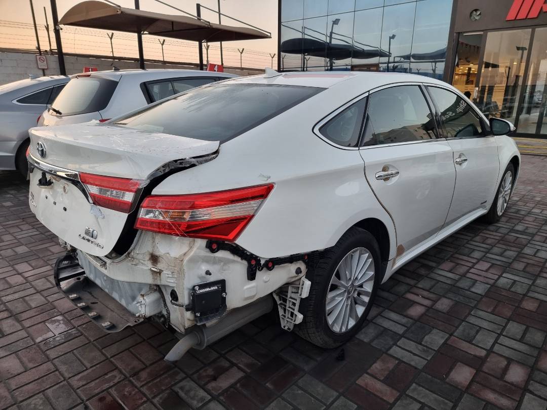 2013 TOYOTA AVALON — 175736 Miles — Lot 40161488 — Main - Marhaba Auctions Used Cars - Image 4