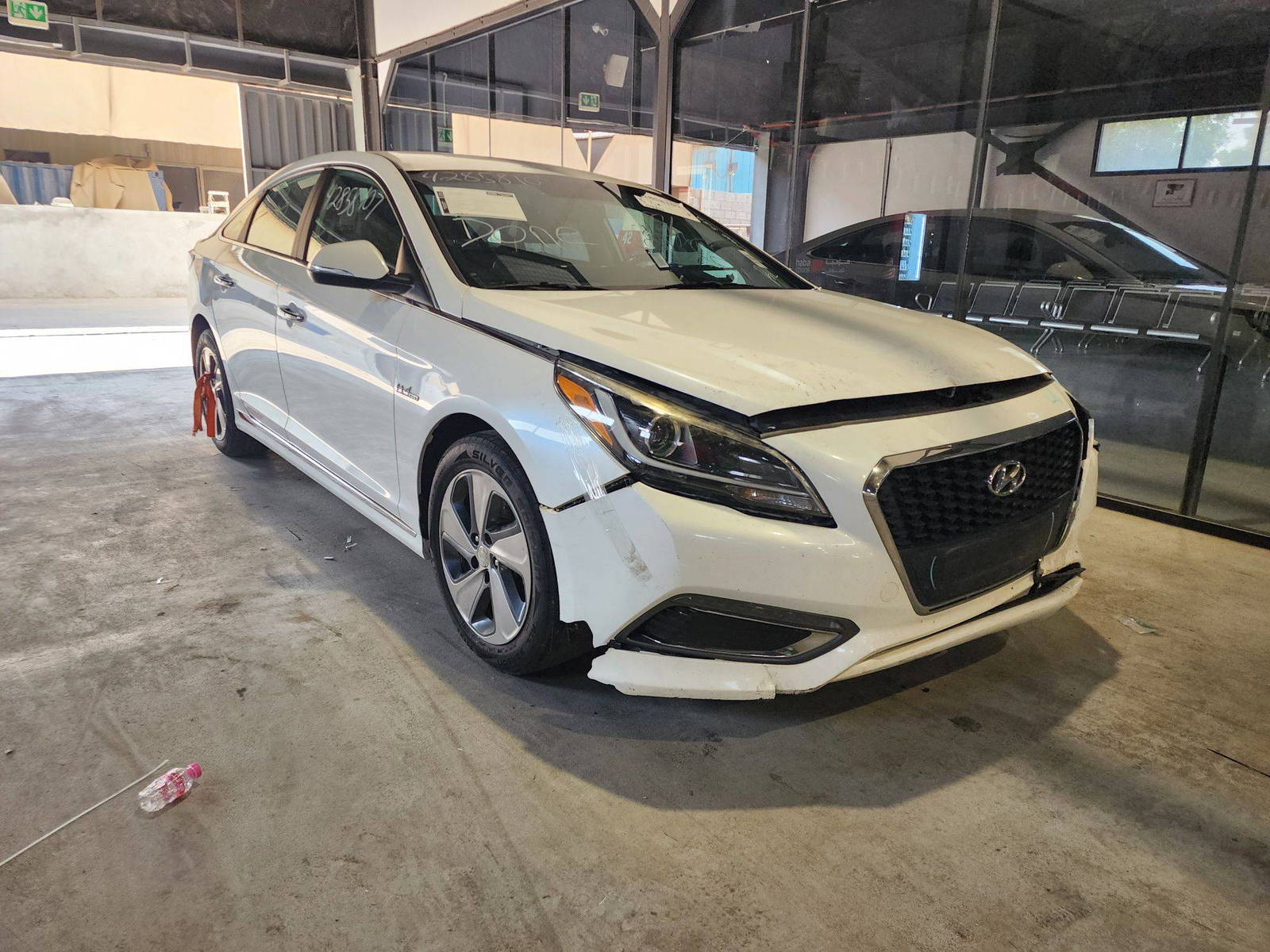 2017 HYUNDAI SONATA — 168872 Miles — Lot 051643 — Al Quoz - Marhaba Auctions Used Cars - Image 4