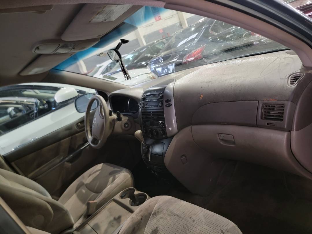 2008 TOYOTA SIENNA — 135711 Miles — Lot 39993954 — Main - Marhaba Auctions Used Cars - Image 5