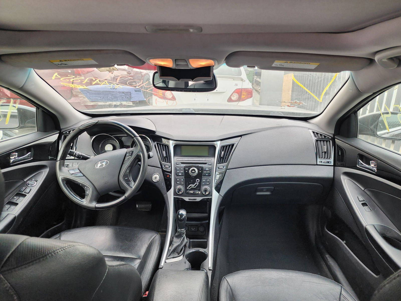 2011 HYUNDAI SONATA — 227486 Miles — Lot H144077 — Al Quoz - Marhaba Auctions Used Cars - Image 8