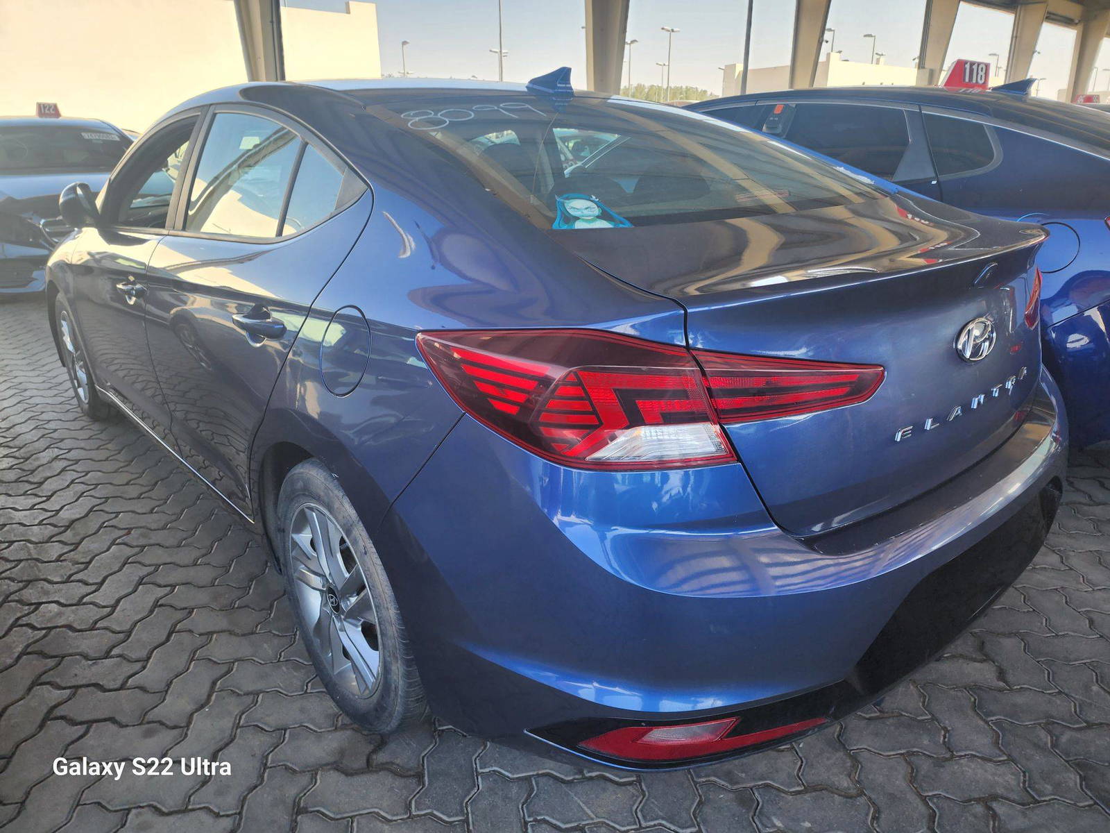 2019 HYUNDAI ELANTRA — 73636 KM — Lot 787004 - Marhaba Auctions Used Cars - Image 3