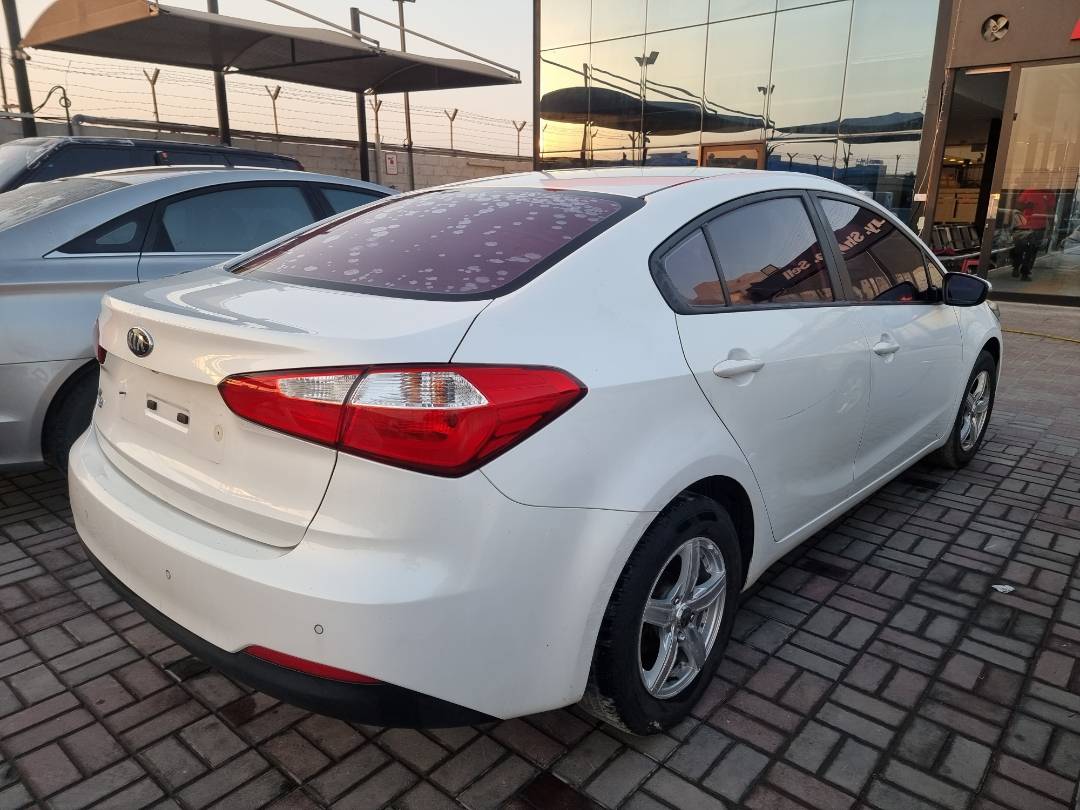 2015 KIA K3 — 169395 KM — Lot 215487 — Main - Marhaba Auctions Used Cars - Image 5