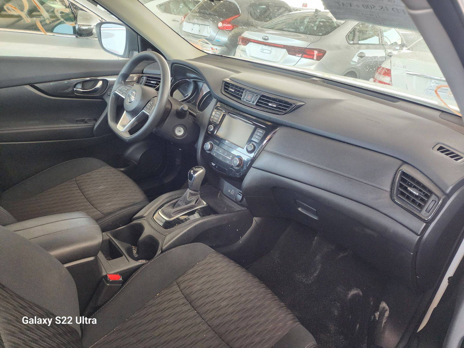2018 NISSAN ROGUE — 37674 Miles — Lot 42881414 - Marhaba Auctions Used Cars - Image 8