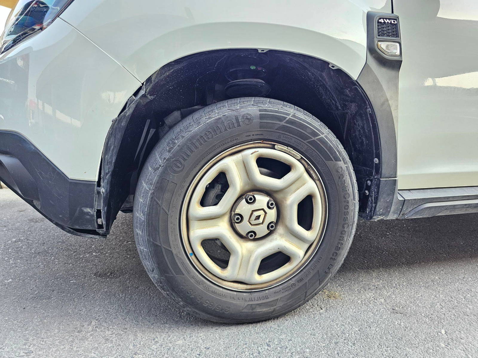 2023 RENAULT DUSTER — 137704 KM — Lot A048941 — Souq - Marhaba Auctions Used Cars - Image 10