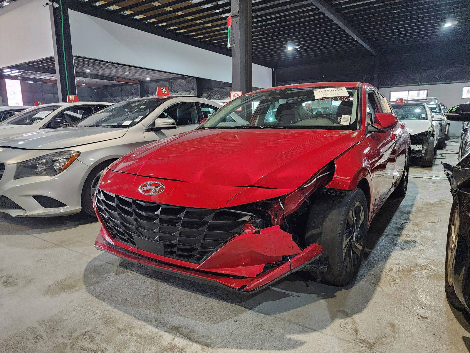 2022 HYUNDAI ELANTRA — 53985 Miles — Lot 72068 — Main - Marhaba Auctions Used Cars - Image 6