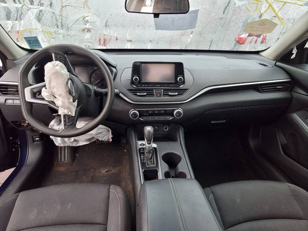 2022 NISSAN ALTIMA — 53395 Miles — Lot N369719 — Souq - Marhaba Auctions Used Cars - Image 8
