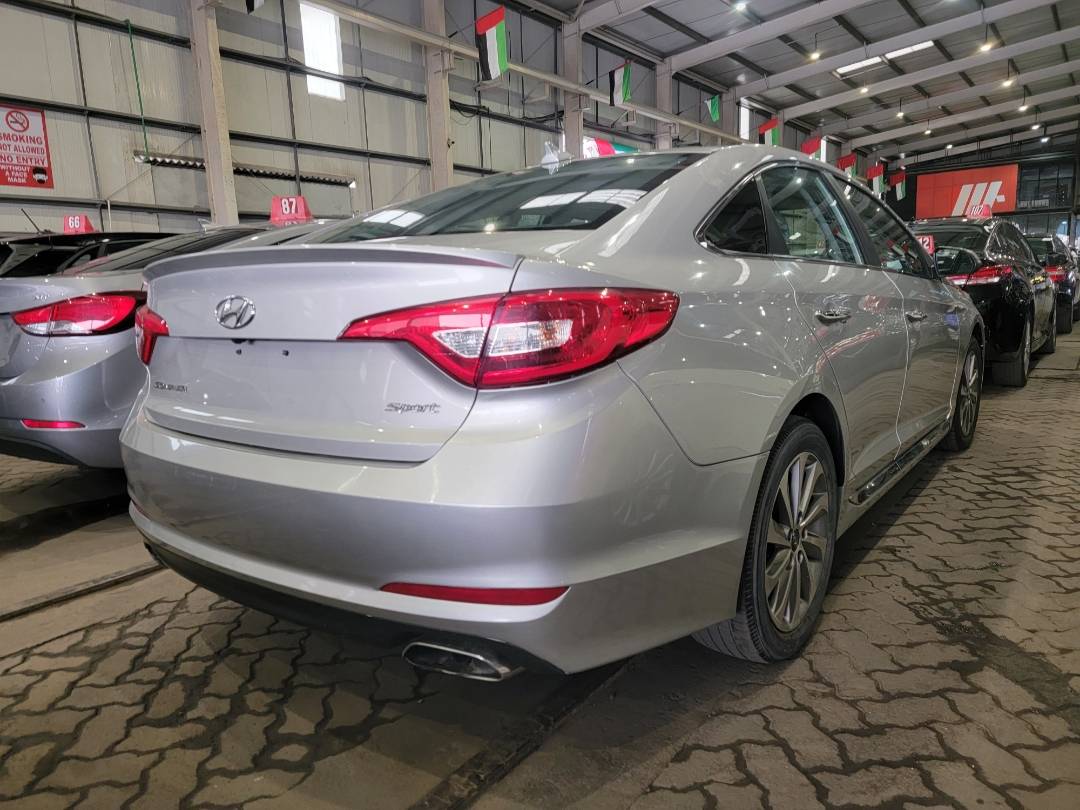 2017 HYUNDAI SONATA — 119211 Miles — Lot 535282 — Main - Marhaba Auctions Used Cars - Image 4