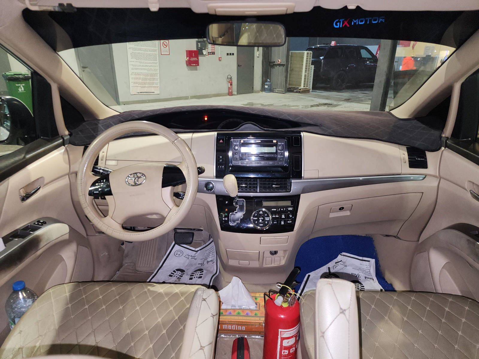 2018 TOYOTA PREVIA — 285223 KM — Lot 7153767 — Al Quoz - Marhaba Auctions Used Cars - Image 9