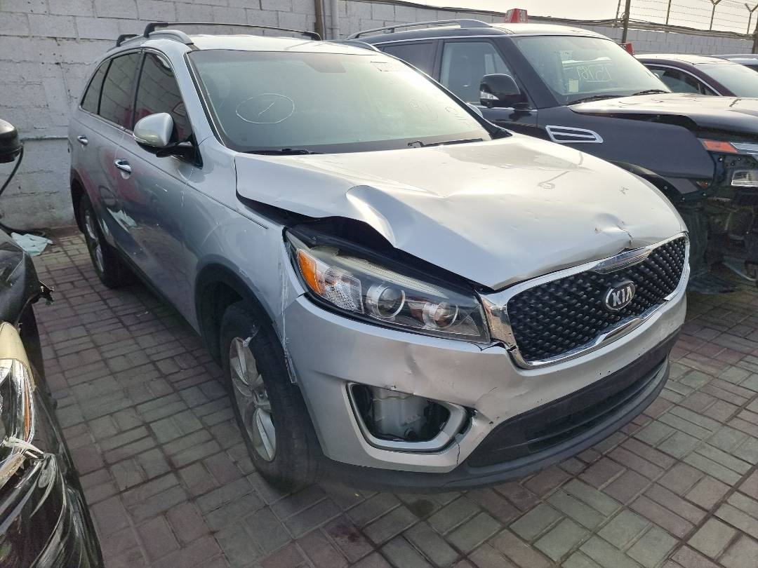 2017 KIA SORENTO — 153275 Miles — Lot 82358694 — Souq - Marhaba Auctions Used Cars - Image 3
