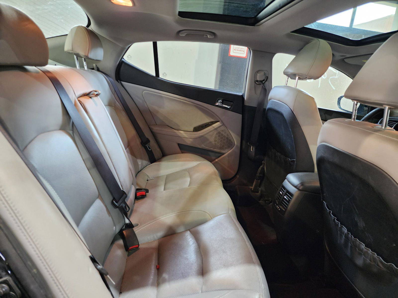 2012 KIA OPTIMA — 260145 Miles — Lot 48542 — Souq - Marhaba Auctions Used Cars - Image 6
