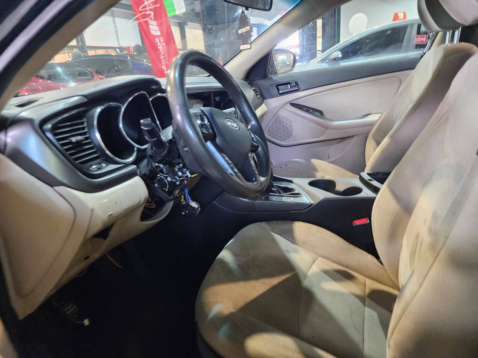 2012 KIA OPTIMA — 207908 Miles — Lot 68504024 — Souq - Marhaba Auctions Used Cars - Image 9