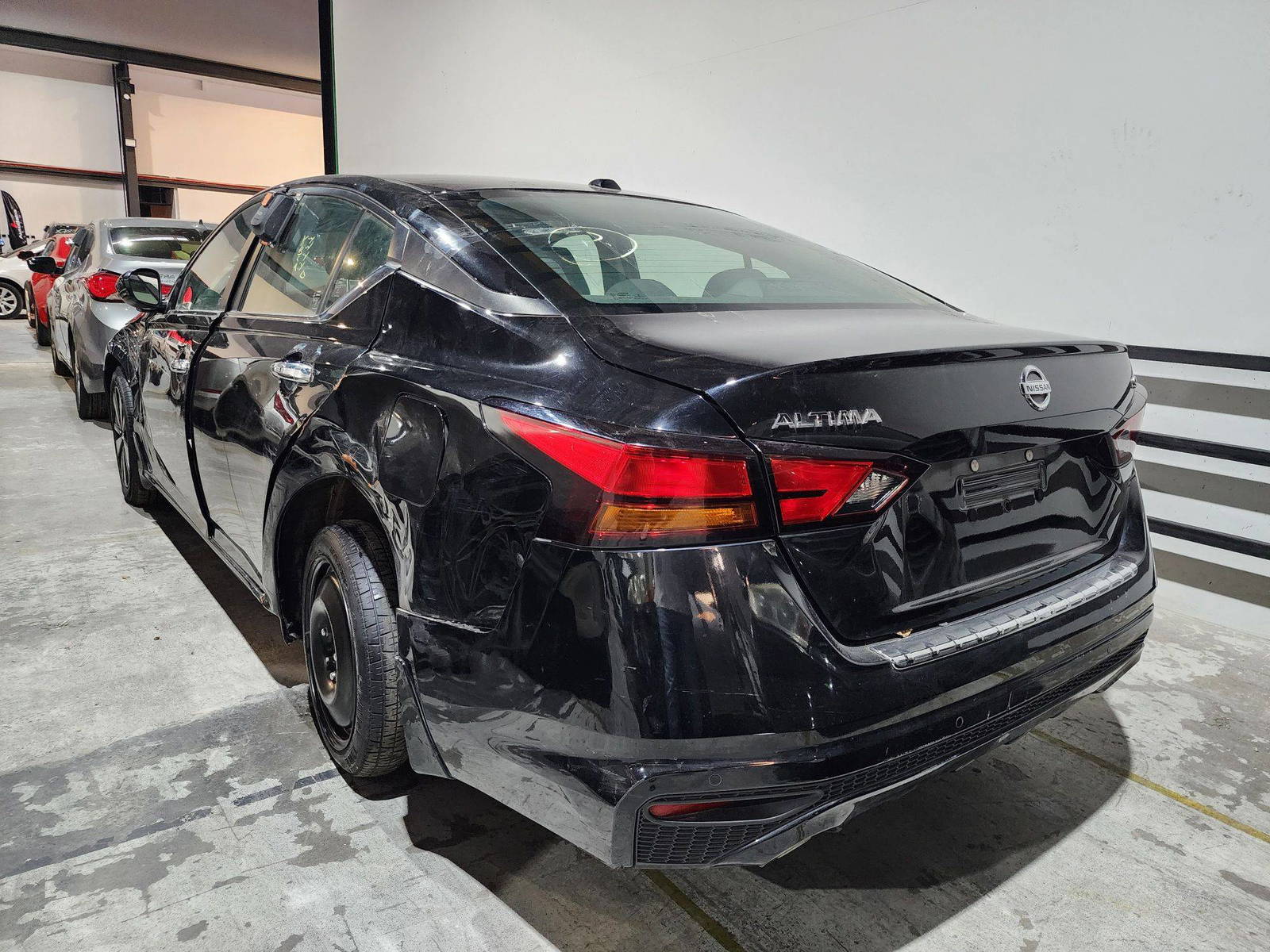 2021 NISSAN ALTIMA — 126559 Miles — Lot 411078 — Ind. 12 - Marhaba Auctions Used Cars - Image 4