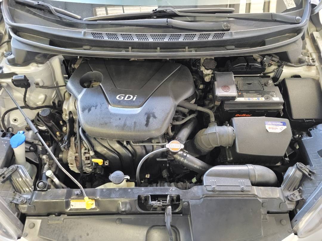 2011 HYUNDAI AVANTE — 180862 KM — Lot 132497 — Main - Marhaba Auctions Used Cars - Image 9