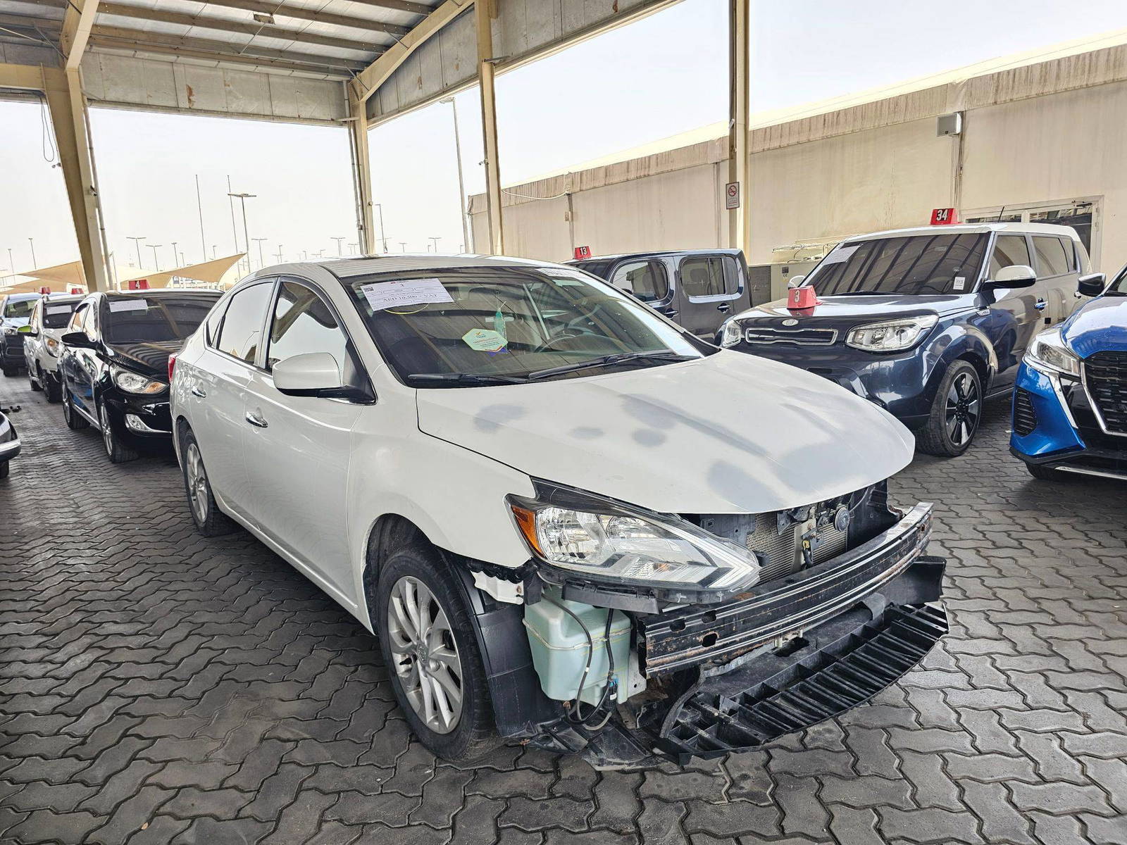 2017 NISSAN SENTRA — 185943 KM — Lot 43379785 — Souq - Marhaba Auctions Used Cars - Image 4