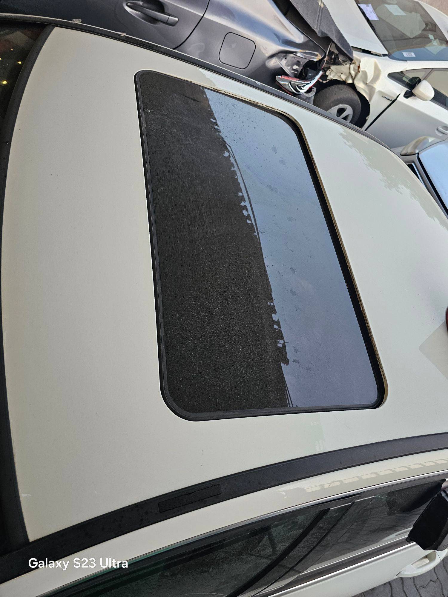 MERCEDES BENZ C300 2011 - Marhaba Auction Used Cars - Image 11