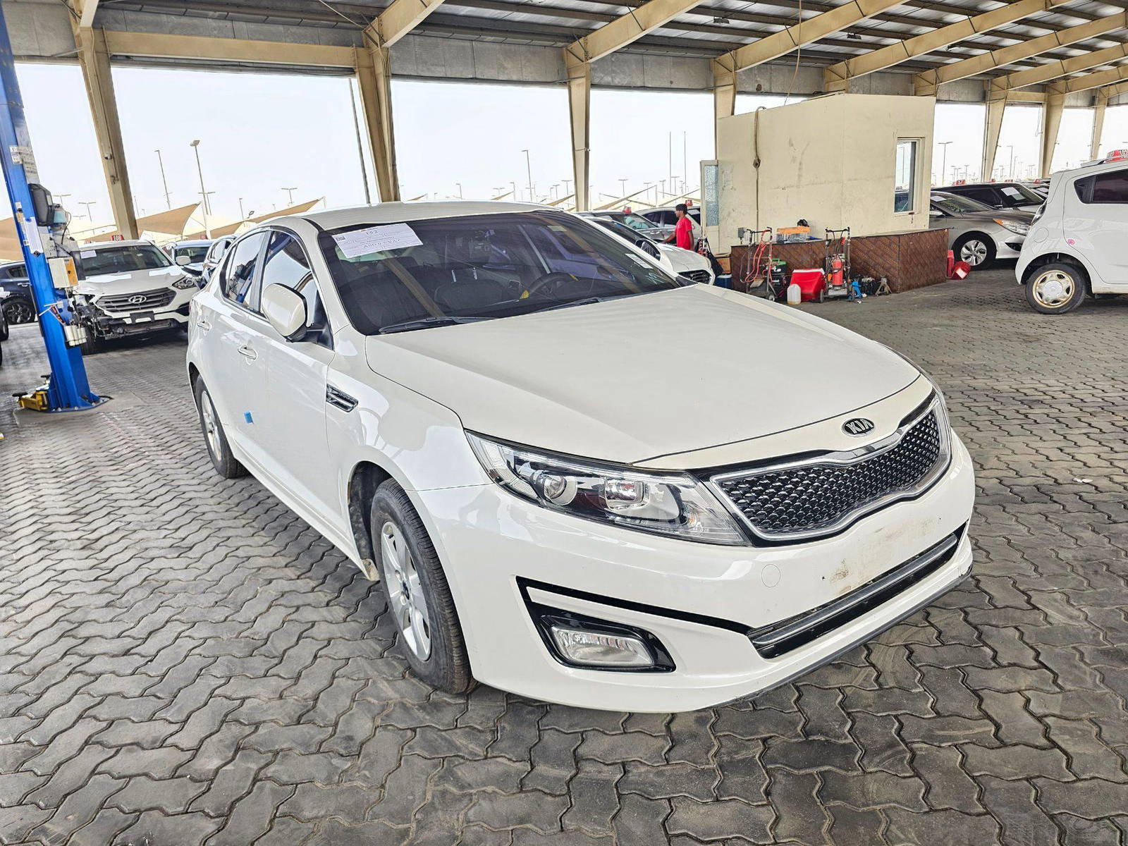 2014 KIA K5 — 128001 KM — Lot 427313 — Ind. 12 - Marhaba Auctions Used Cars - Image 4