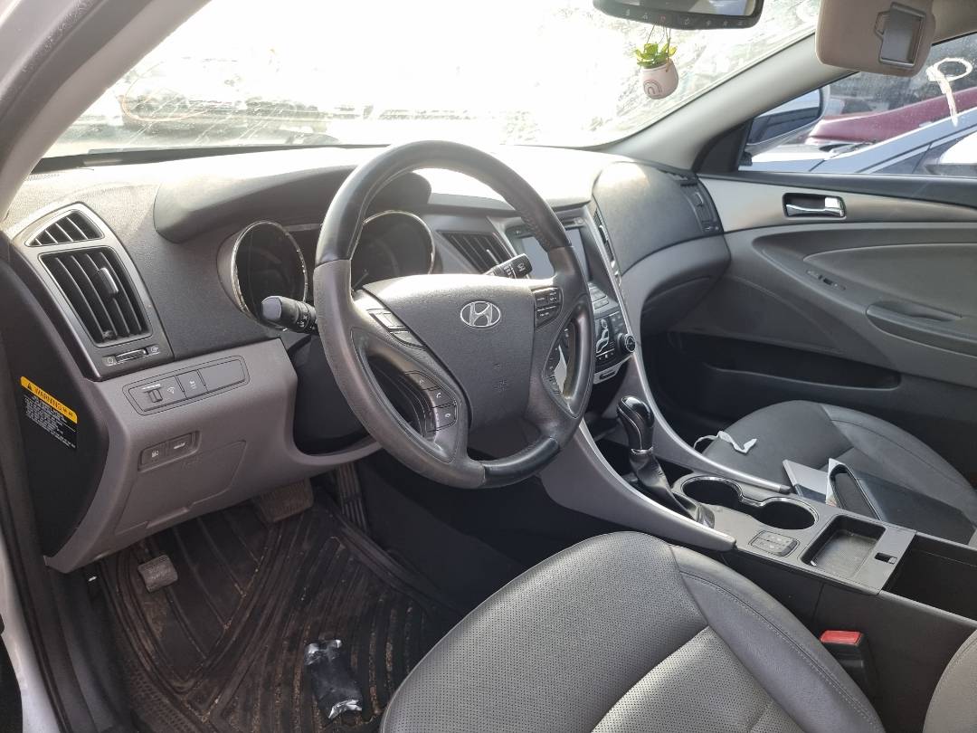 2012 HYUNDAI SONATA — 199230 Miles — Lot 125487 — Ind. 12 - Marhaba Auctions Used Cars - Image 6