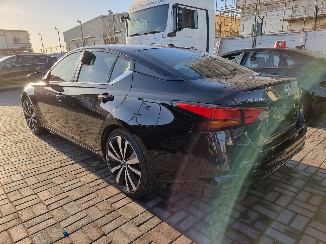 2021 NISSAN ALTIMA — 42370 Miles — Lot 124587 — Main - Marhaba Auctions Used Cars - Image 5