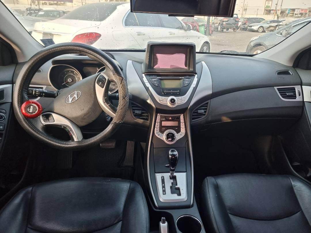 2012 HYUNDAI AVANTE — 172581 KM — Lot 215487 — Ind. 12 - Marhaba Auctions Used Cars - Image 7