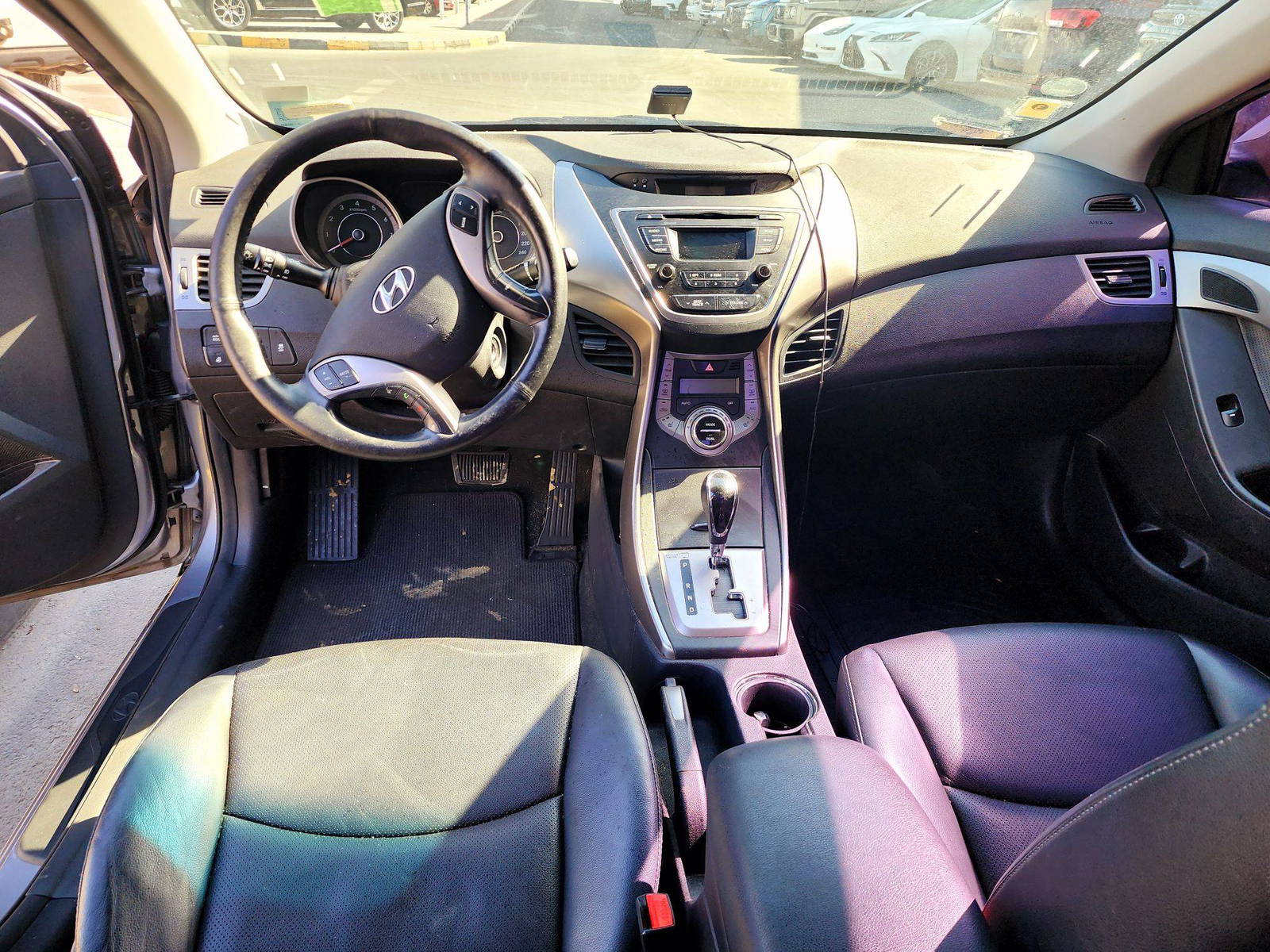 2014 HYUNDAI AVANTE — 110430 KM — Lot 842991 — Souq - Marhaba Auctions Used Cars - Image 7