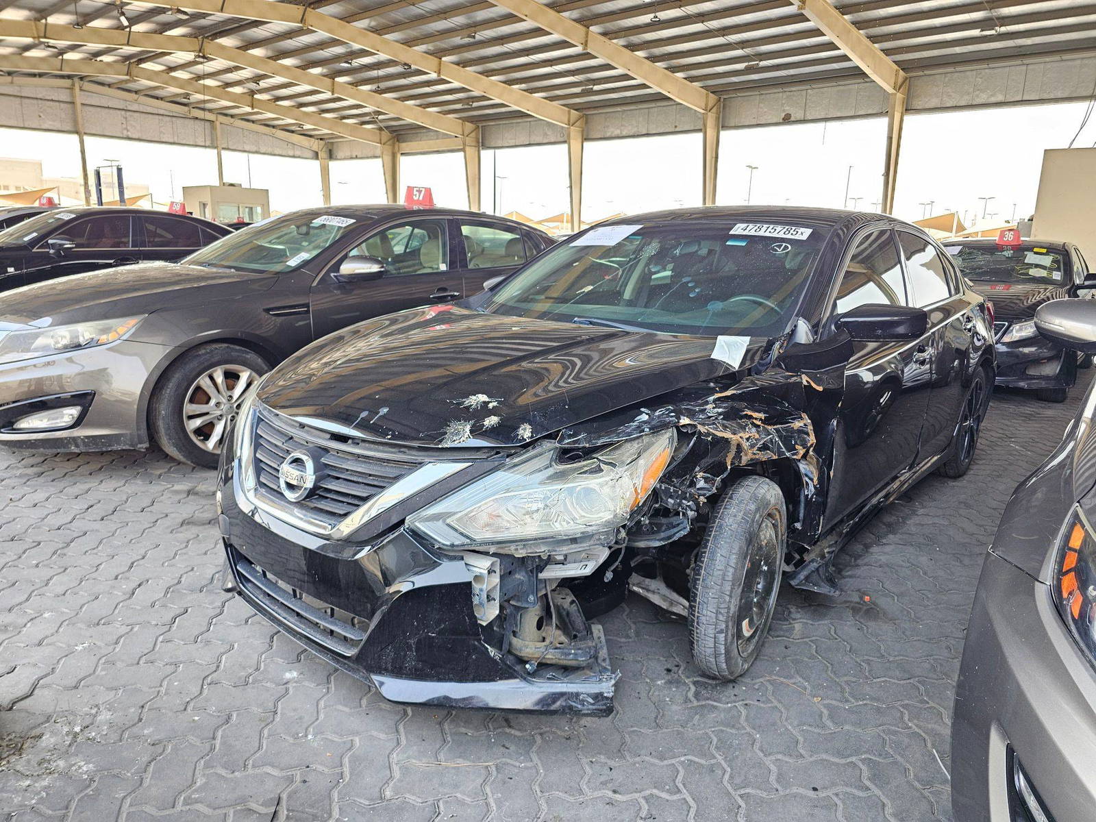 2017 NISSAN ALTIMA — 169411 Miles — Lot 5HC179421 — Souq - Marhaba Auctions Used Cars - Image 4