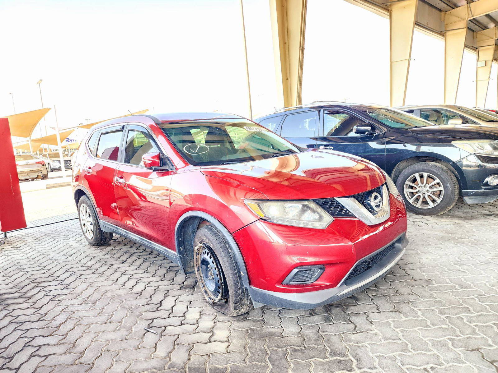 2014 NISSAN ROGUE — 178719 Miles — Lot T8EC833297 — Souq - Marhaba Auctions Used Cars - Image 4