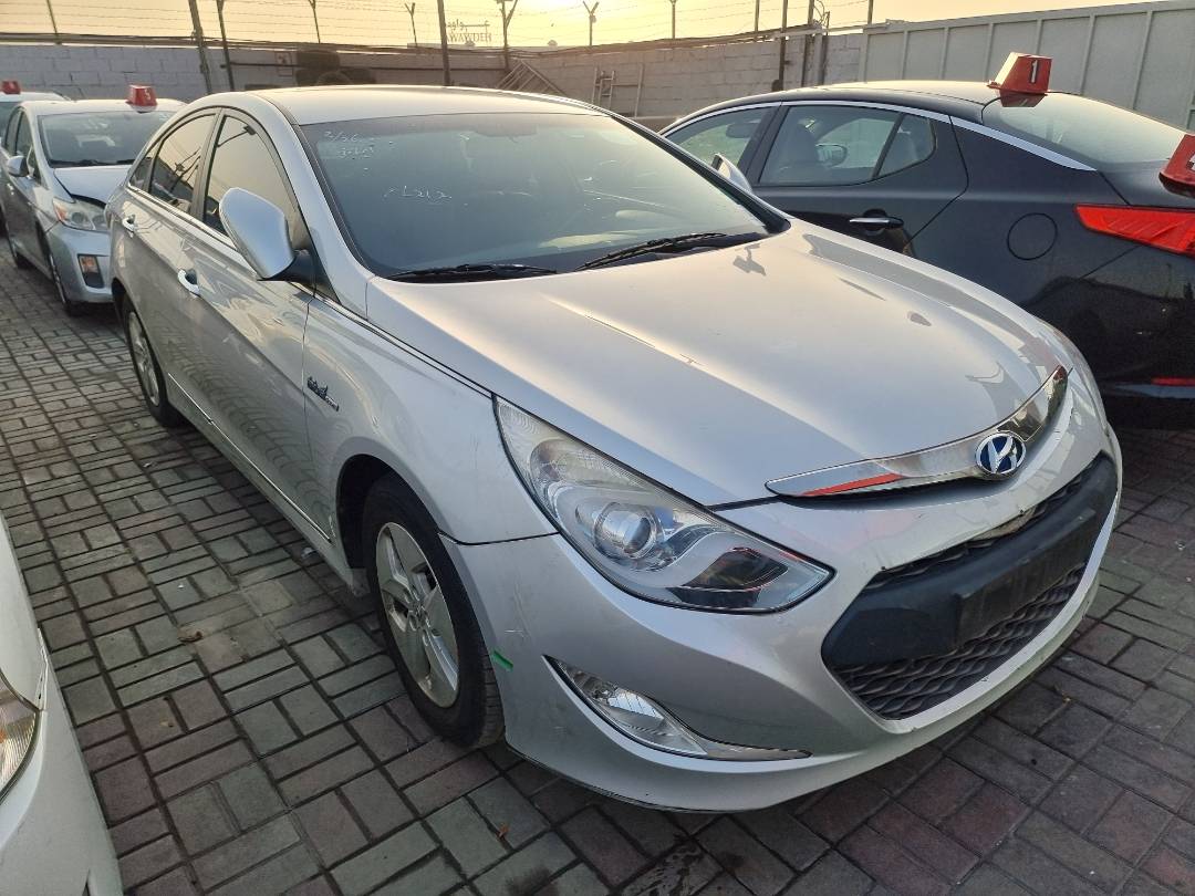 HYUNDAI SONATA 2012 - Marhaba Auction Used Cars - Image 3