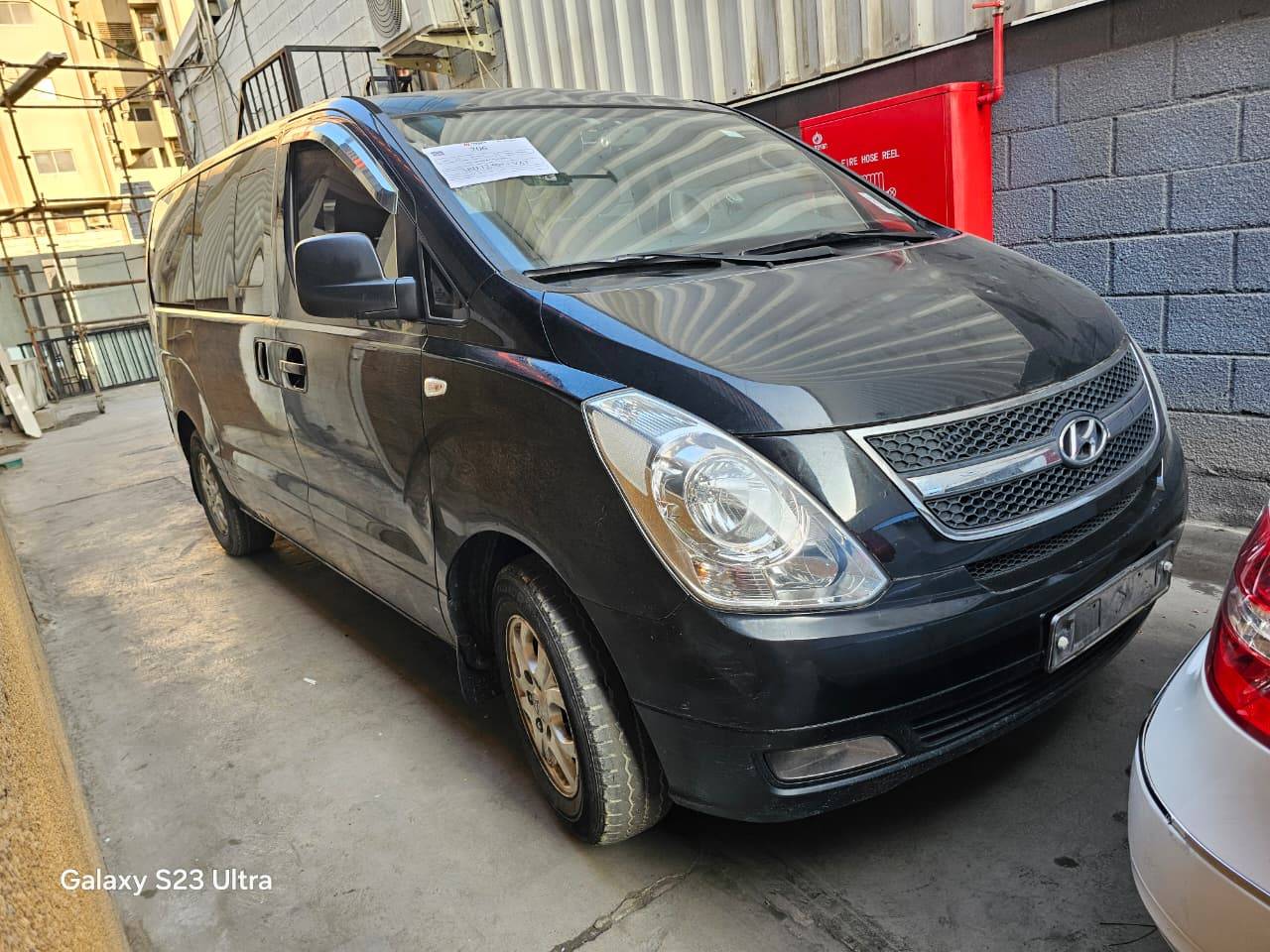 2010 HYUNDAI GRAND STAREX — 115223 KM — Lot 09877 — Main - Marhaba Auctions Used Cars - Image 4
