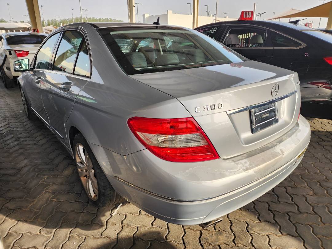 2010 MERCEDES BENZ C300 — 181780 Miles — Lot 38343368 - Marhaba Auctions Used Cars - Image 8